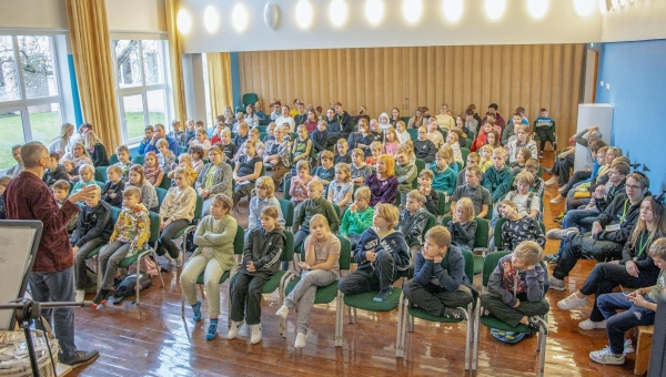 Parksepa keskkoolis viidi õpilased koodimeistrite muinasjutulisele seiklusele